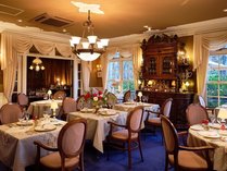 ���[�E���B��