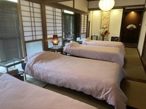 �Q�X�g�n�E�X�D�E�~����