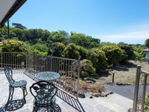 ���򂩂������̏h�@���l�b�T�郖��