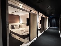 �t�@�[�X�g�L���r���H�c�^�[�~�i���P