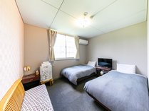 �Q�X�g�n�E�X�@���[�t