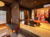 �����@����