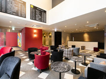 �z�e���E�B���O�C���^�[�i�V���i���Z���N�g�����w�O