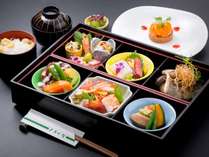 �k�̒� THE KURETAKESO�`���ꂽ���z�e���`�F�[���`