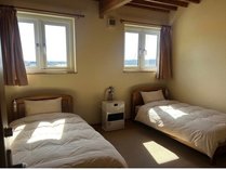 �Ȃ��T���s���[���[�X�z�X�e��