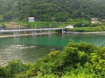 �y���V�����@�A���E���|��