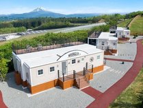 ���ɓ� EAST WINDS VILLAGE