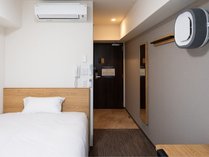 ���[�J�[�Y�z�e���F�{���