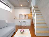 Laffitte Hirai Condominium Hotel