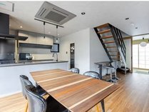 �ɕ{����B��