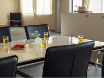 �C�ЃQ�X�g�n�E�X