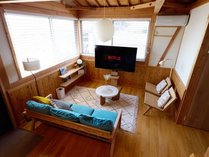 Lug Stay Retreat ���i��