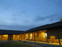 ��I���l�@���ʂ̏h�@����