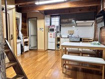 �Q�X�g�n�E�X�@�~�G�C