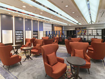 �z�e���O�������B�A�a�̎R