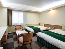 �z�e���f�B�A�����g�V��