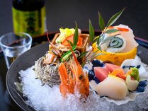 国民宿舎山紫苑〜朝も夜も入れる温泉庭園露天風呂と山陰の美味〜