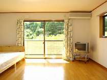 ���}�J��