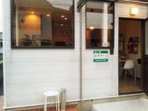 ���l�̏h�@�͂��^�C��