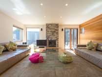 �j�Z�R�Z���g�����@�G�]�R�U�T