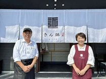 ���ف@����