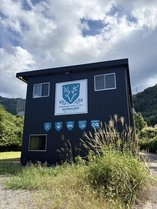 �������o�e�B�X�e�C�i���[�N���j