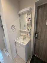 ���~���k�痘�x�T�A�U�A�V�A�W