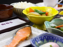 �z�e�����R