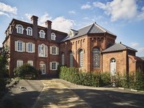 �z�e���C���f�B�S����O���o�[�X�g���[�g by IHG