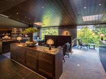 �����E������