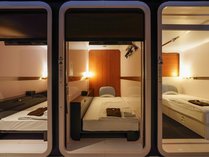 �t�@�[�X�g�L���r�����]