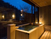 ���ɍ��ہ@���@�@�~���O�i�������傤�낤�j